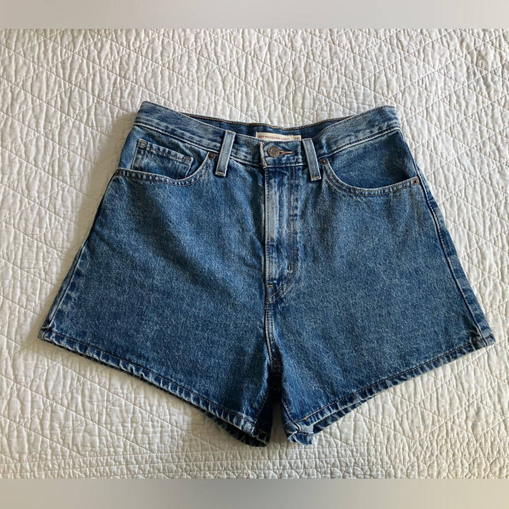 Levi’s High Waisted Mom Shorts